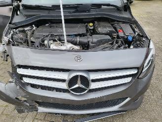 Mercedes B-klasse B 180  1.6 benzine 123 pk autom 56000 km 1e eigenaar picture 19