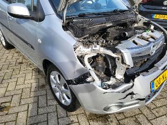 Opel Agila INCL ONDERDELEN 1.0 benz 48 kw af fabriek LPG ,AIRCO, NAP picture 21