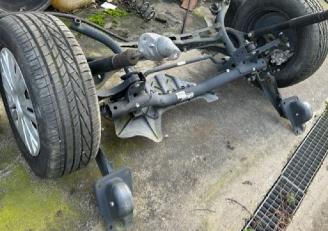 uszkodzony samochody osobowe Volkswagen Golf 1.6 TDI COMPLETE ACHTERAS GOLF 2012/1