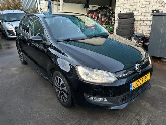 Volkswagen Polo 1.4 TDI PDC,ACC,LED/XENON,EURO 6 parkeerschade NWE APK picture 3