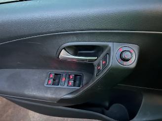 Volkswagen Polo 1.4 TDI PDC,ACC,LED/XENON,EURO 6 parkeerschade NWE APK picture 10