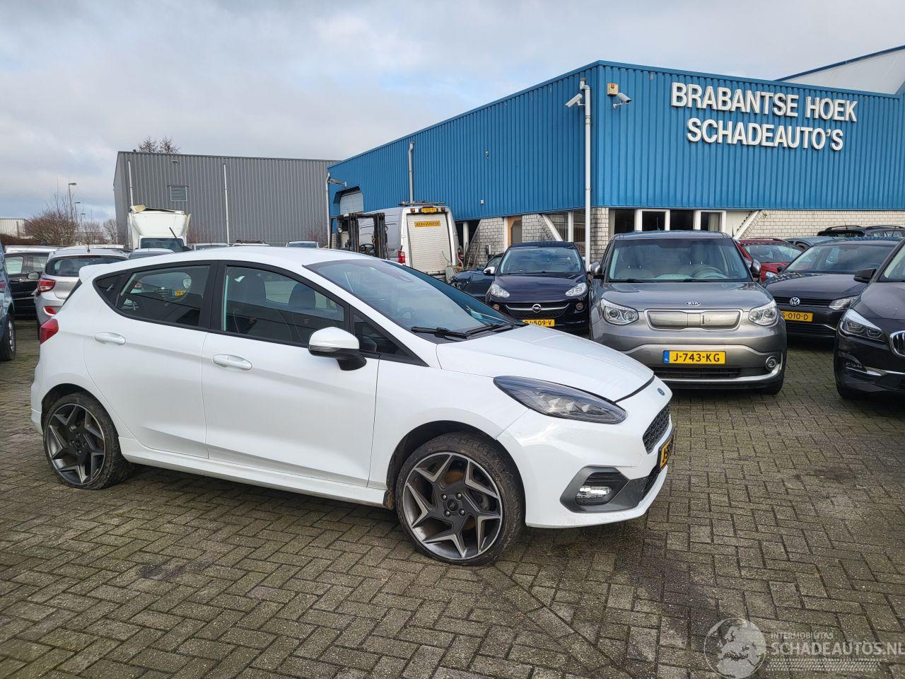 Ford Fiesta 1.5 EcoBoost ST-3 NAVI, CAMERA, 240 PK 5 DEURS