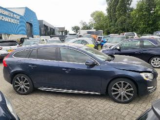 Volvo V-60 Volvo V60 2.4 D6 AWD Plug-In Hybrid Summum 1e eigenaar picture 17