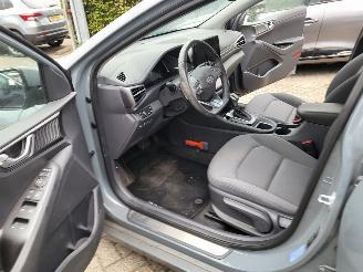 Hyundai Ioniq Hyundai IONIQ 1.6 GDi PHEV PLUG IN HYBRIDE Comfort picture 16