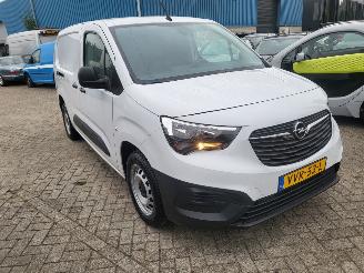  Opel Combo Opel Combo benzine 1.2 PureTech 110 S&S Lengte 2 2023/5