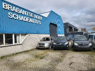 uszkodzony samochody osobowe Toyota Rav-4 3X Rav-4 2.2 MET O.A  D-4d D-cat 4x4 130 Kw 1 e eigen 55000 km EXECUTIVE 2010/3