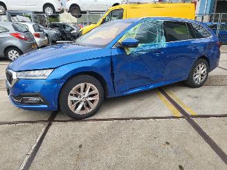 Skoda Octavia Skoda Octavia Combi 1.5 E hybride -TSI Business Edition Plus picture 2