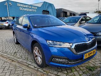 Avarii autoturisme Skoda Octavia Skoda Octavia Combi 1.5 E hybride -TSI Business Edition Plus 2024/3