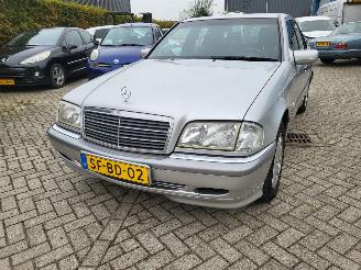Mercedes C-klasse C180 ELEGANCE 2E eigenaar YONGTIMER picture 18