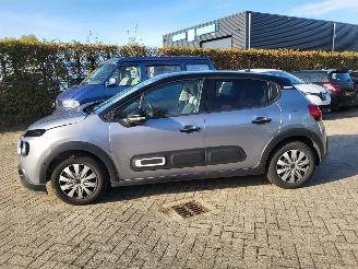 krockskadad bil auto Citroën C3 AUTOMAAT Citroen C3 1.2 PureTech Saint James 34000km 2021/1