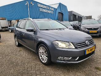damaged passenger cars Volkswagen Passat AUTOMAAT 1.4 TSI Comfortline BlueMotion 2011/5