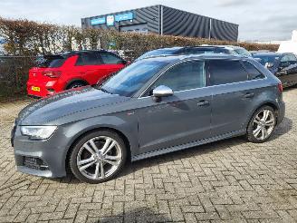 Avarii autoturisme Audi A3 A3 AUTOMAAT Sportback 1.6 TDI Sport 2X S Line Edition 116 PK 2017/6