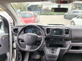 Peugeot Expert e-Expert 50 kWh 9 persoons picture 7