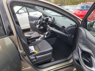 Toyota Yaris automaat 1.5 Hybrid Dynamic picture 19