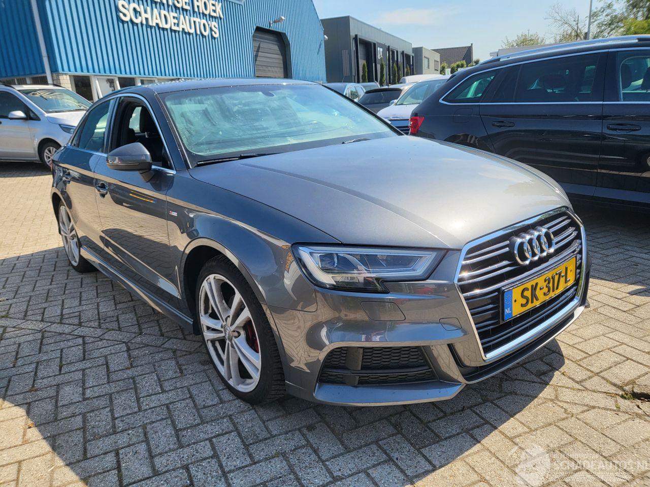 Audi A3 LIMOUSINE AUTOM 1.5 TFSI CoD Sport 2x S Line Edition rijdbaar