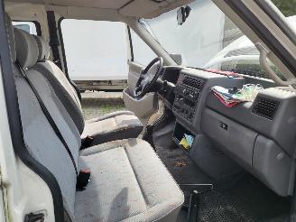 Volkswagen Transporter T4 Volkswagen Transporter 1.9 TD 292 T800 DC picture 9