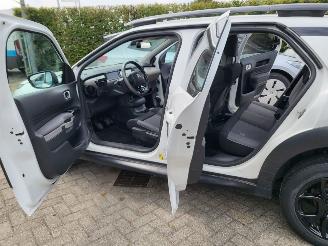 Citroën C4 cactus C4 Cactus 1.2 VTi Shine rijdbaar picture 15