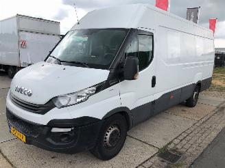 skadebil bedrijf Iveco Daily AUTOM MAXI 35-160 hi matic wb 410 EURO 6 rijdbaar 2017/11