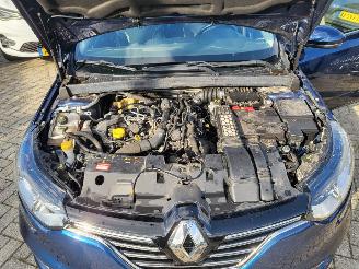 Renault Mégane Estate 1.3 TCe Bose  rijdbare motorschade picture 26