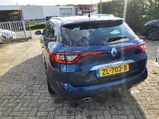 Renault Mégane Estate 1.3 TCe Bose  rijdbare motorschade picture 6