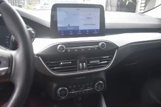 Ford Focus 1.0 Ecoboost Edition Business 125Pk *Navi/Clima/Stoelverwarming picture 11