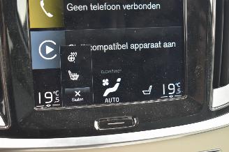Volvo V-60 2.0 B3 Momentum Business 163Pk *Navi/Clima/Leder/Stoelverwarming picture 18