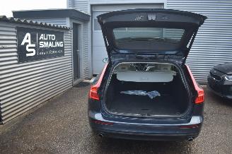 Volvo V-60 2.0 B3 Momentum Business 163Pk *Navi/Clima/Leder/Stoelverwarming picture 11