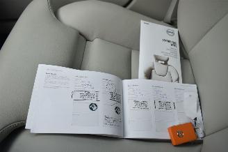 Volvo V-60 2.0 B3 Momentum Business 163Pk *Navi/Clima/Leder/Stoelverwarming picture 19