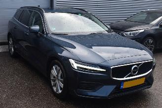 Volvo V-60 2.0 B3 Momentum Business 163Pk *Navi/Clima/Leder/Stoelverwarming picture 2