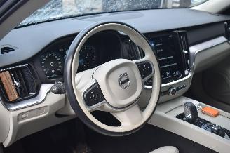 Volvo V-60 2.0 B3 Momentum Business 163Pk *Navi/Clima/Leder/Stoelverwarming picture 8