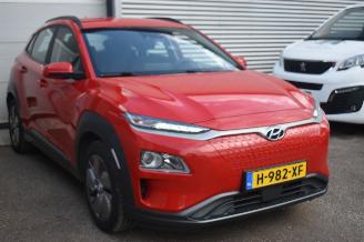 Hyundai Kona 64Kwh Comfort 204Pk *Navi/Clima/Camera picture 2