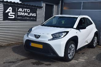 Coche accidentado Toyota Aygo X 1.0 VVT-i MT Play 72Pk *Airco/Camera 2023/10