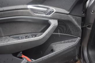Audi E-tron 50 Quattro 71Kwh busines Edition 313Pk *Navi/Clima/Panorama/Stoelverwarming/Camera picture 13