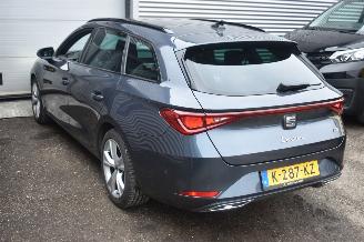 Seat Leon SPORTSTOURER 2.0 FR Tdi 150Pk *Navi/Clima/Camera/Panorama picture 3