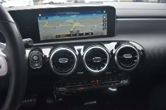 Mercedes Cla-klasse 220D Shooting Brake 190Pk *Navi/clima/Leder/Stoelverwarming/Camera picture 11