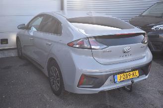 Hyundai Ioniq 38Kwh Comfort Ev 136Pk *Navi/Clima/Camera/stoelverwarming picture 3