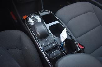 Hyundai Ioniq 38Kwh Comfort Ev 136Pk *Navi/Clima/Camera/stoelverwarming picture 15