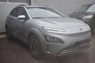 Hyundai Kona 39Kwh Comfort 136Pk 3Fase *Navi/Clima/Camera/Stoelverwarming picture 2
