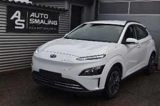 škoda osobní automobily Hyundai Kona 39Kwh Comfort 136Pk 3FASE *Navi/Clima/Camera/stoelverwarming 2021/9
