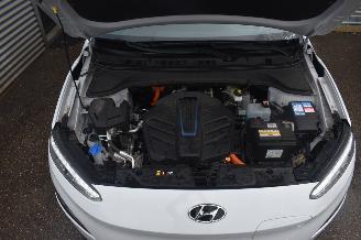Hyundai Kona 64Kwh Comfort 204Pk 3FASE *Navi/Clima/Camera/Stoelverwarming picture 18