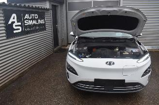 Hyundai Kona 64Kwh Comfort 204Pk 3FASE *Navi/Clima/Camera/Stoelverwarming picture 17