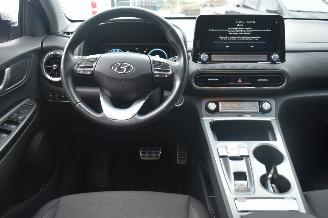 Hyundai Kona 64Kwh Comfort 204Pk 3FASE *Navi/Clima/Camera/Stoelverwarming picture 7