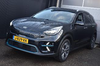 Auto incidentate Kia Niro 64Kwh Executiveline 204Pk  SOH 100% 3FASE *Navi/Clima/Camera/Leder/Stoelverwarming 2020/8
