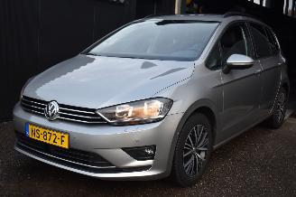 Avarii autoturisme Volkswagen Golf Sportsvan 1.6 TDI Comfortline 110Pk *Navi/Clima/Stoelverwarming 2016/9