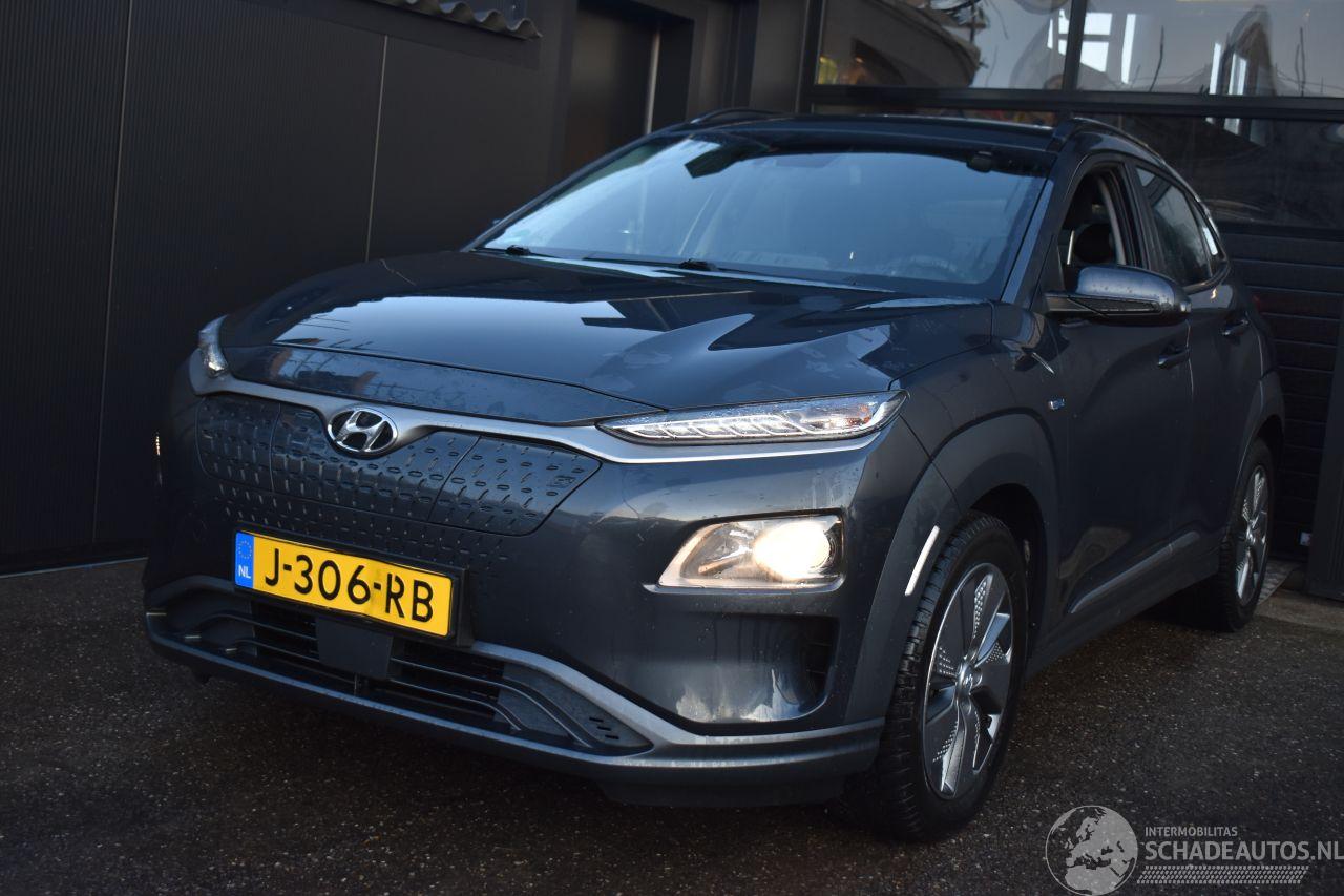 Hyundai Kona 64Kwh Comfort 204Pk 3Fase SOH 100% *Navi/Clima/Camera