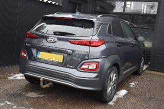 Hyundai Kona 64Kwh Limited 204Pk 3Fase 100% Soh *Navi/Clima/Leder/Stoelverwarming/Schuifdak picture 4