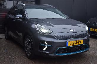 Kia Niro 64Kwh Executiveline 204Pk 3FASE 100% Soh *Navi/Clima/Leder/Camera/Stoelverwarming picture 2