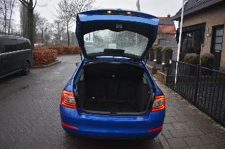 Skoda Octavia 1.6 Tdi Elegance Businessline 105Pk *Navi/Clima/Stoelverwarming/Xenon picture 5