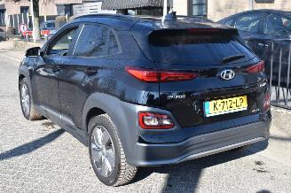 Hyundai Kona 64Kwh Premium 204Pk SOH 100% 3FASE *Navi/Clima/Camera/Leder picture 4