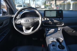 Hyundai Kona 64Kwh Premium 204Pk 3FASE *Navi/Clima/Leder/Camera/Stoelverwarming picture 8